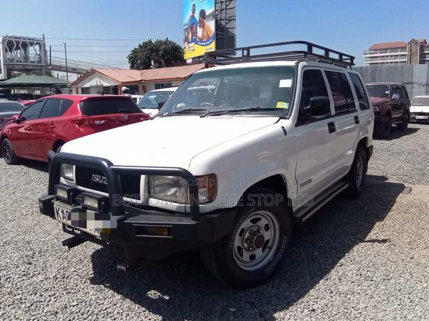 Isuzu Trooper 1998 White