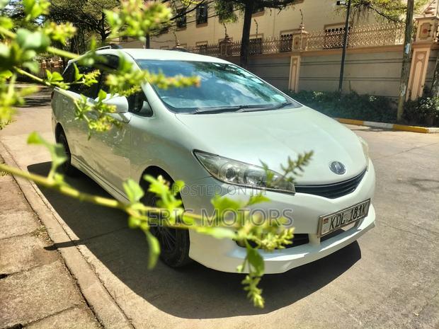 Toyota Wish 2015 White