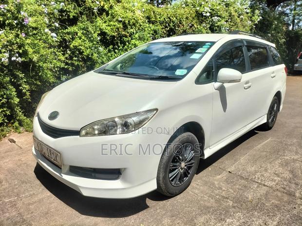 Toyota Wish 2015 White