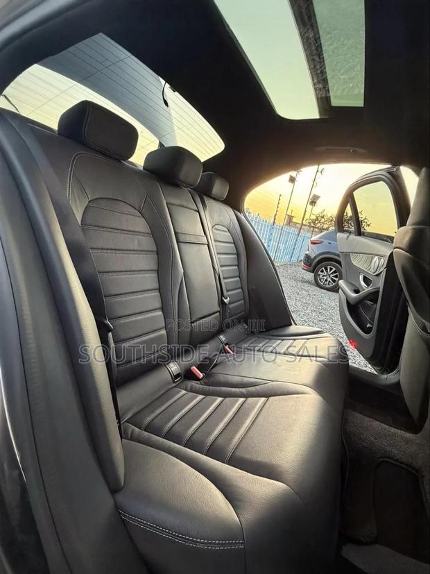 Mercedes-Benz C200 2019 Black