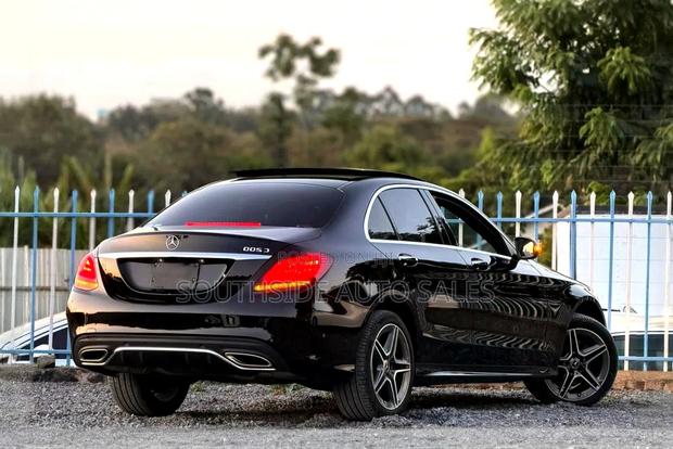 Mercedes-Benz C200 2019 Black