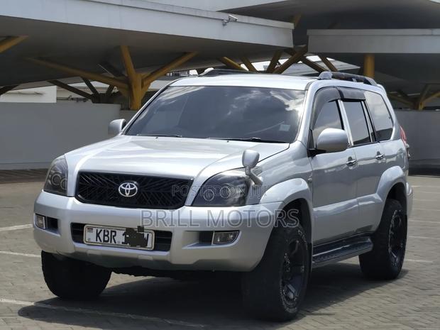Toyota Land Cruiser Prado 2005 Silver