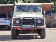 Land Rover Defender Puma 110 2.4 TD 2012 White for sale