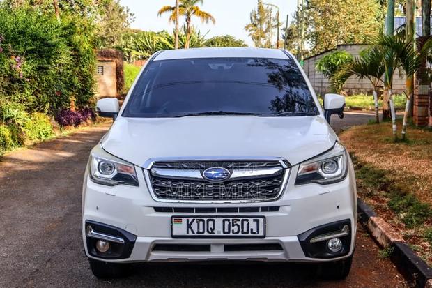 Subaru Forester 2.0XT Premium AWD 2016 White