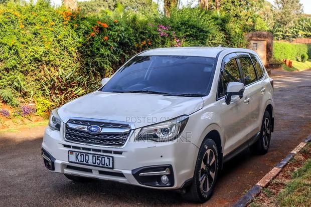 Subaru Forester 2.0XT Premium AWD 2016 White