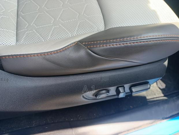 Toyota RAV4 Adventure 2019 Blue
