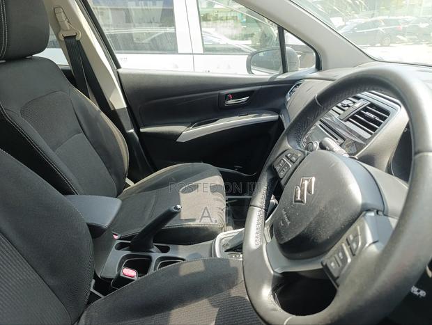 Suzuki Sx4 2018 White