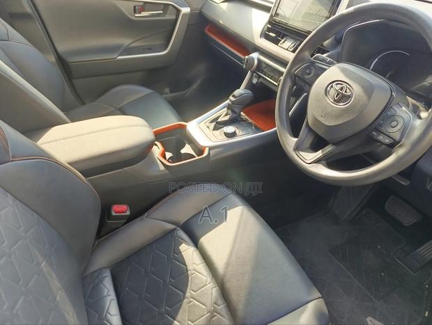 Toyota RAV4 Adventure 2019 Matt Black