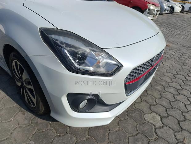 Suzuki Swift RS 2018 White