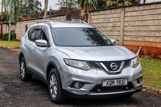 Nissan X-Trail 2.0 Petrol AWD 2016 Silver