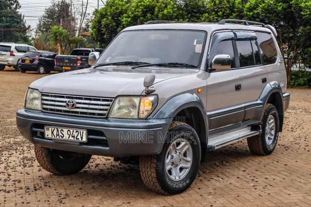 Toyota Land Cruiser Prado 3.0 TD 1999 Gray