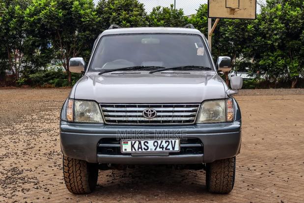 Toyota Land Cruiser Prado 3.0 TD 1999 Gray