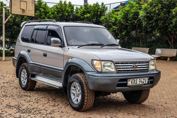 Toyota Land Cruiser Prado 3.0 TD 1999 Gray