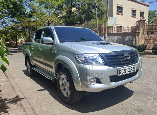 Toyota Hilux 2008 Silver
