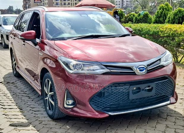 Toyota Corolla Fielder 2018 Red