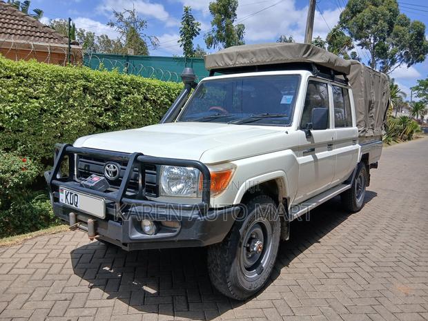 Toyota Land Cruiser 79 Series 2016 White