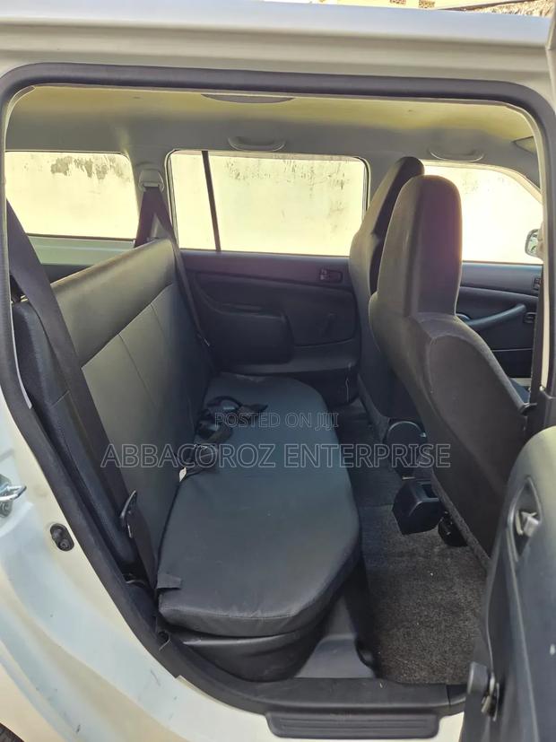 Toyota Probox 1.5 DX 4WD 2020 White