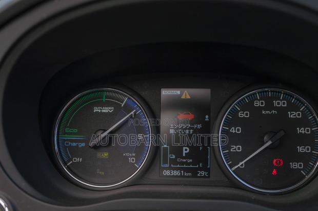 Mitsubishi Outlander 2.4 PHEV AWD 2019 Brown