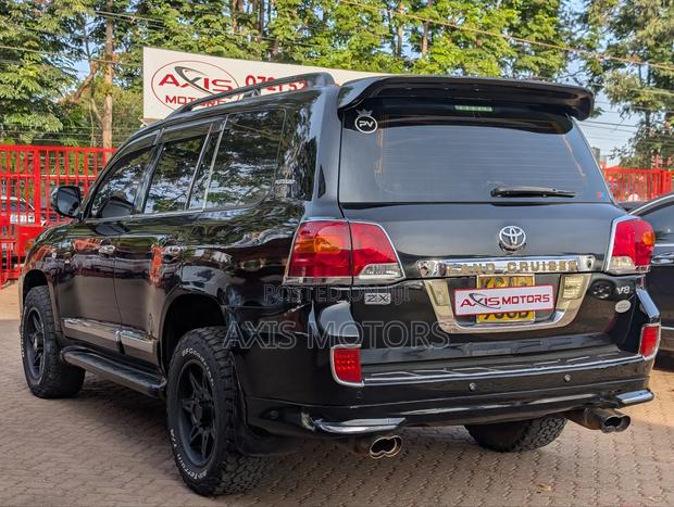 Toyota Land Cruiser 2008 Black