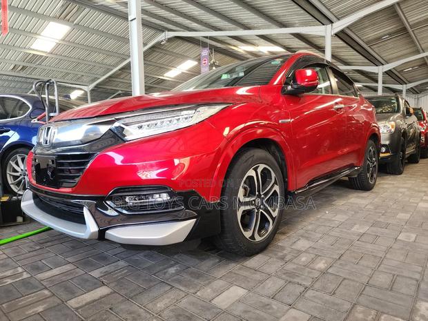 Honda Vezel 1.5 Hybrid 2WD 2018 Maroon
