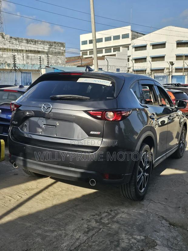 Mazda CX-5 2.2 Diesel FWD 2019 Gray