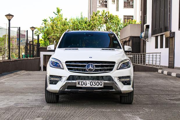 Mercedes-Benz M Class ML350 4MATIC 4dr SUV AWD (3.5L 6cyl 7A) 2014