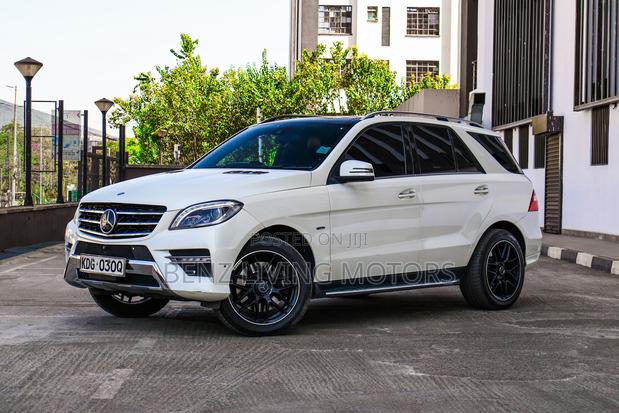 Mercedes-Benz M Class ML350 4MATIC 4dr SUV AWD (3.5L 6cyl 7A) 2014