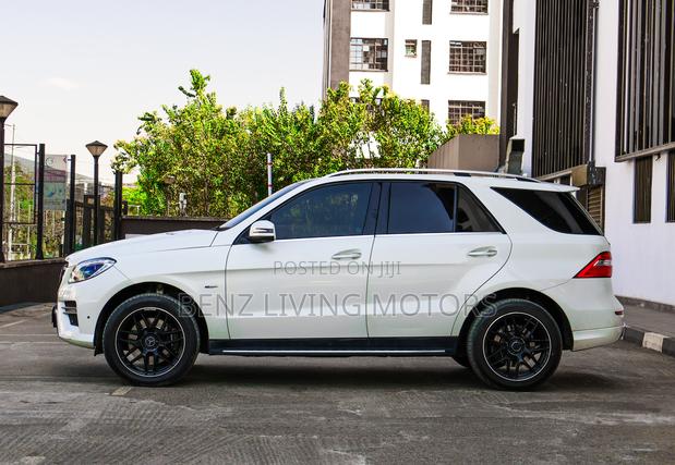 Mercedes-Benz M Class ML350 4MATIC 4dr SUV AWD (3.5L 6cyl 7A) 2014