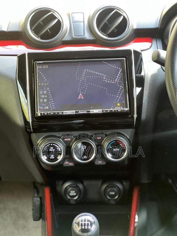 Suzuki Swift 2020 Red