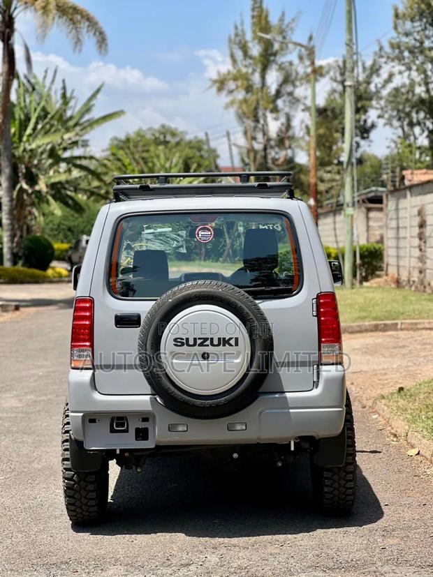 Suzuki Jimny 2018 White