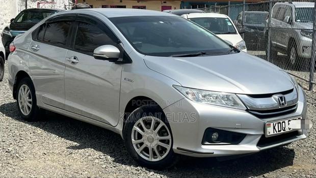 Honda Grace 1.5 Hybrid FWD 2017 Silver