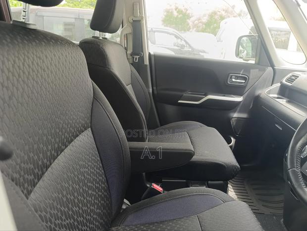 Suzuki Solio 2018 Brown