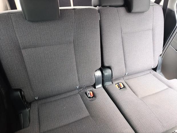 Toyota Sienta 1.5 Hybrid FWD (6-seater) 2019 White