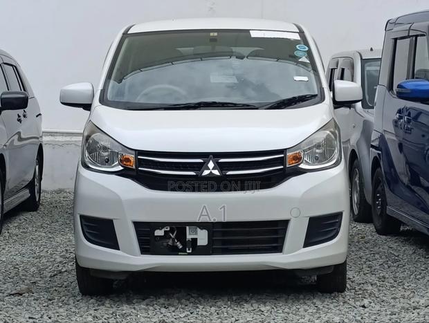 Mitsubishi EK Wagon 660 FWD 2018 White