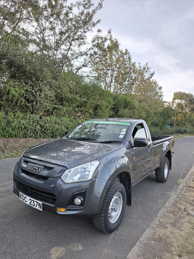 Isuzu D-MAX 2021 Gold