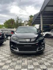 Toyota Harrier 2.0 2019 Black for sale