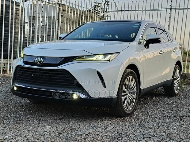 Toyota Harrier 2.0 2020 White
