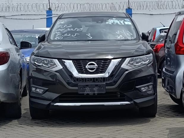 Nissan X-Trail 2.0 Petrol FWD 2019 Black