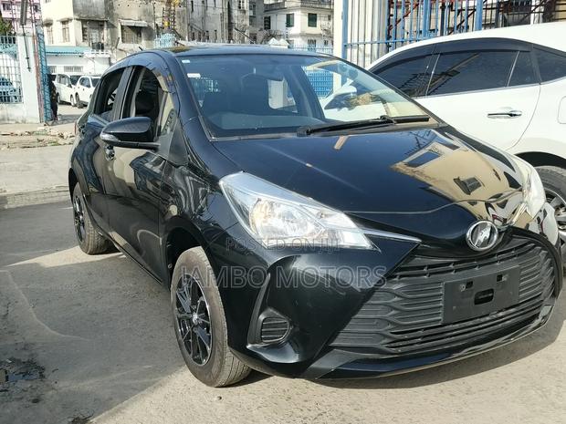 Toyota Vitz 1.3 FWD 5dr 2019 Black