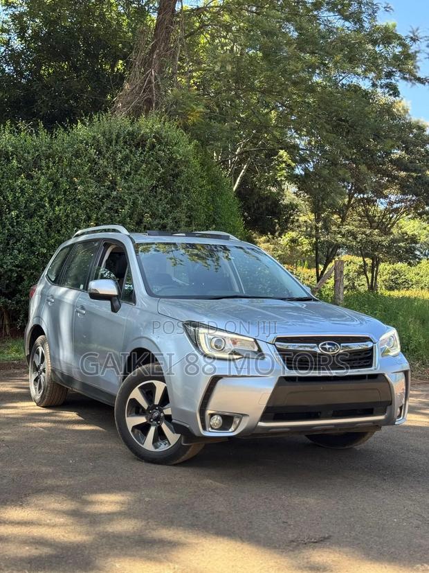 Subaru Forester Base AWD 2019 Silver