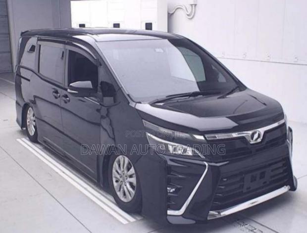 Toyota Voxy 2019 Black