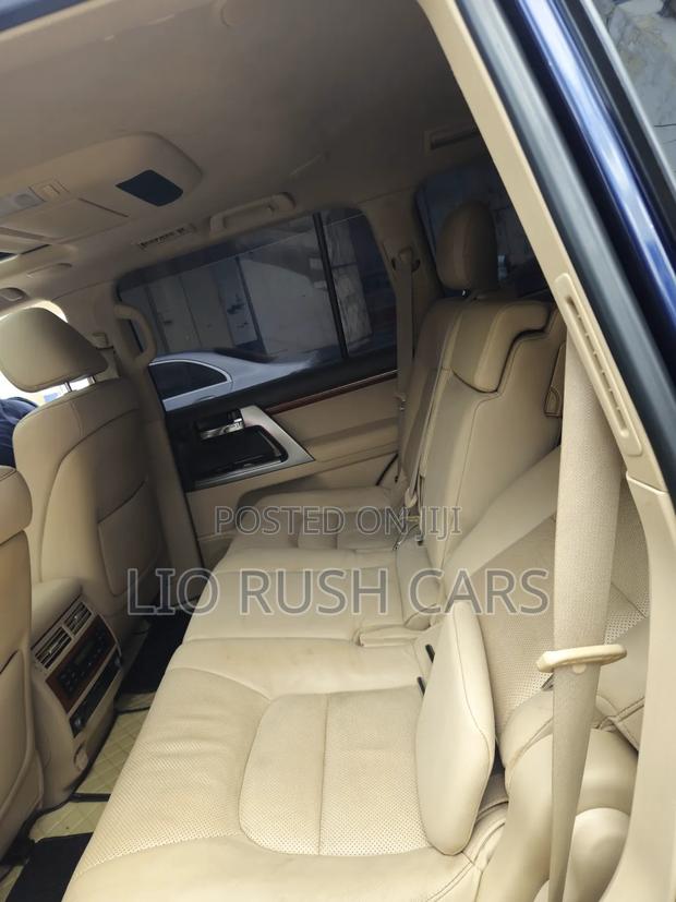 Toyota Land Cruiser 2014 Blue