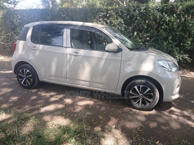 Toyota Passo 1.0 FWD 2018 White
