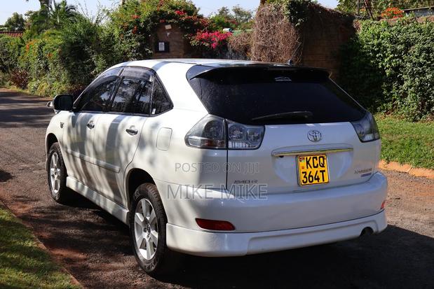 Toyota Harrier 2011 White