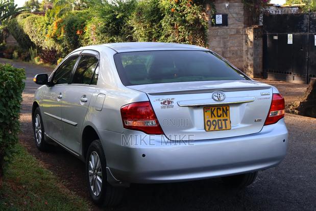Toyota Axio 2010 Silver