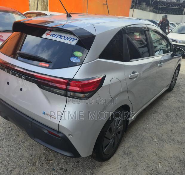 Nissan Note 1.2 Hybrid 2021 Silver