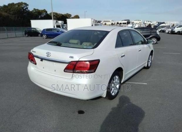 Toyota Premio 2019 Pearl