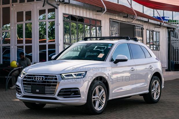 Audi Q5 45 Premium AWD quattro 2020 White
