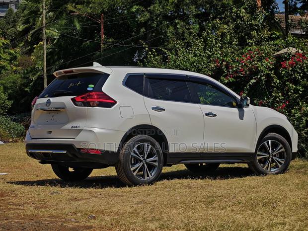 Nissan X-Trail 2.0 Petrol AWD 2019 Pearl