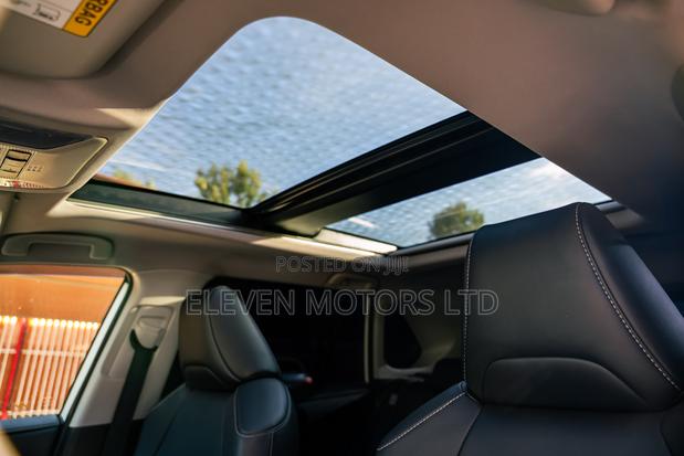 Toyota RAV4 2019 White